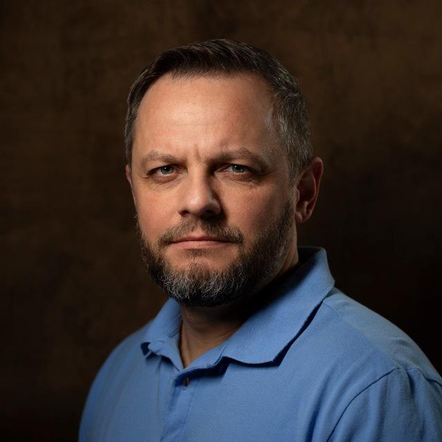 Дмитрий Комратов